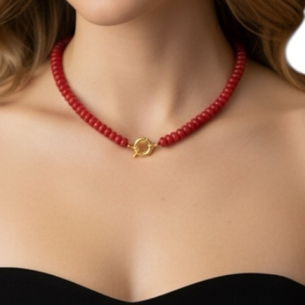 NWOT Stunning Red Beaded Necklace with Gold Front Clasp